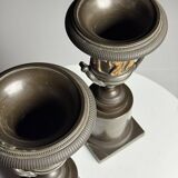 Paire de vases en bronze de style Empire