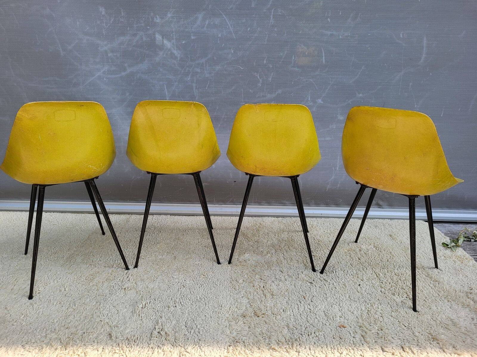 4 chaises Coccinelle René-Jean Caillette pour Steiner 1950