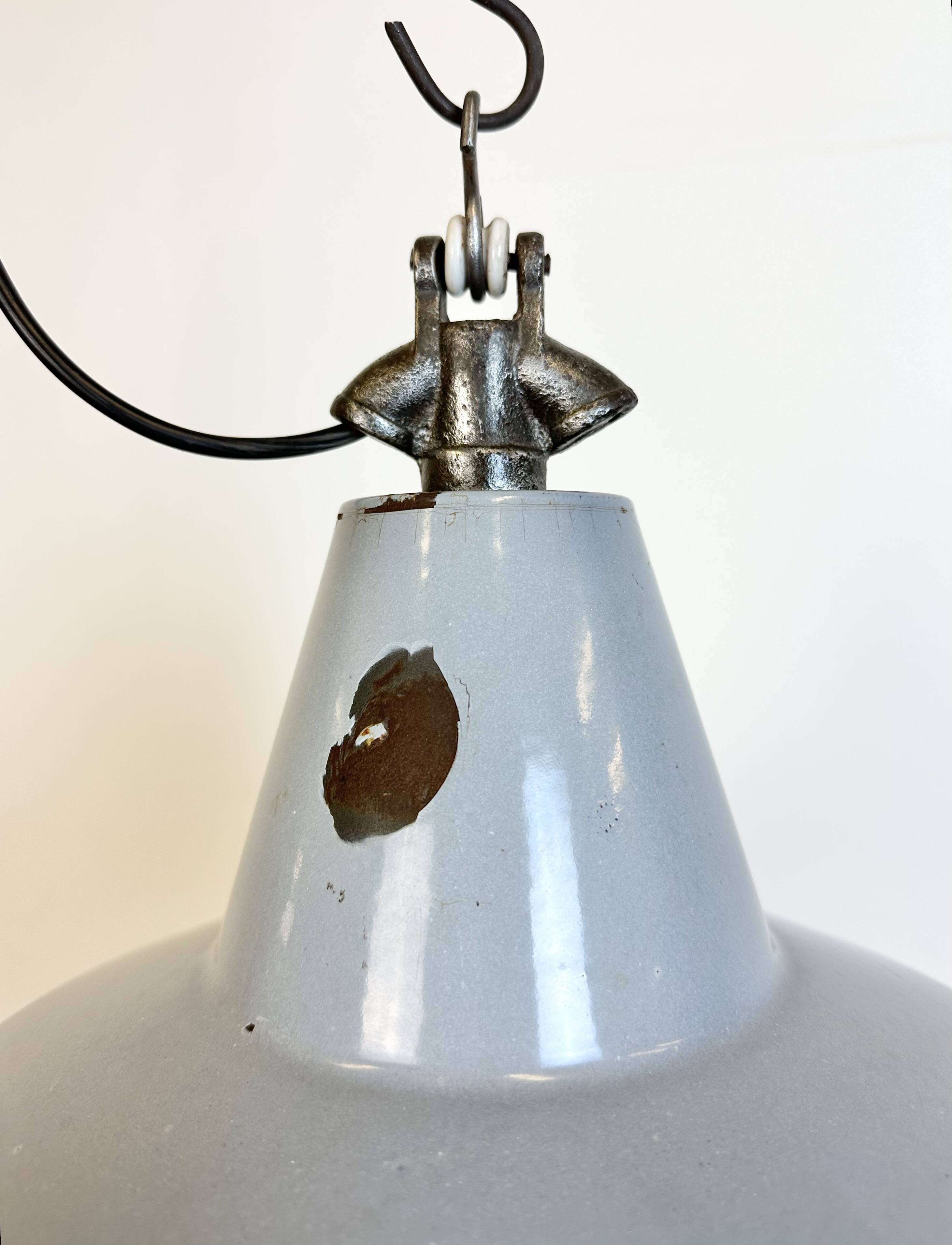 Industrial grey enamel factory pendant lamp, 1960s