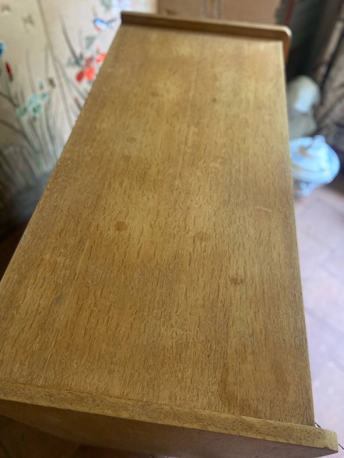 Commode vintage à ailerons