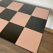 Table basse damier