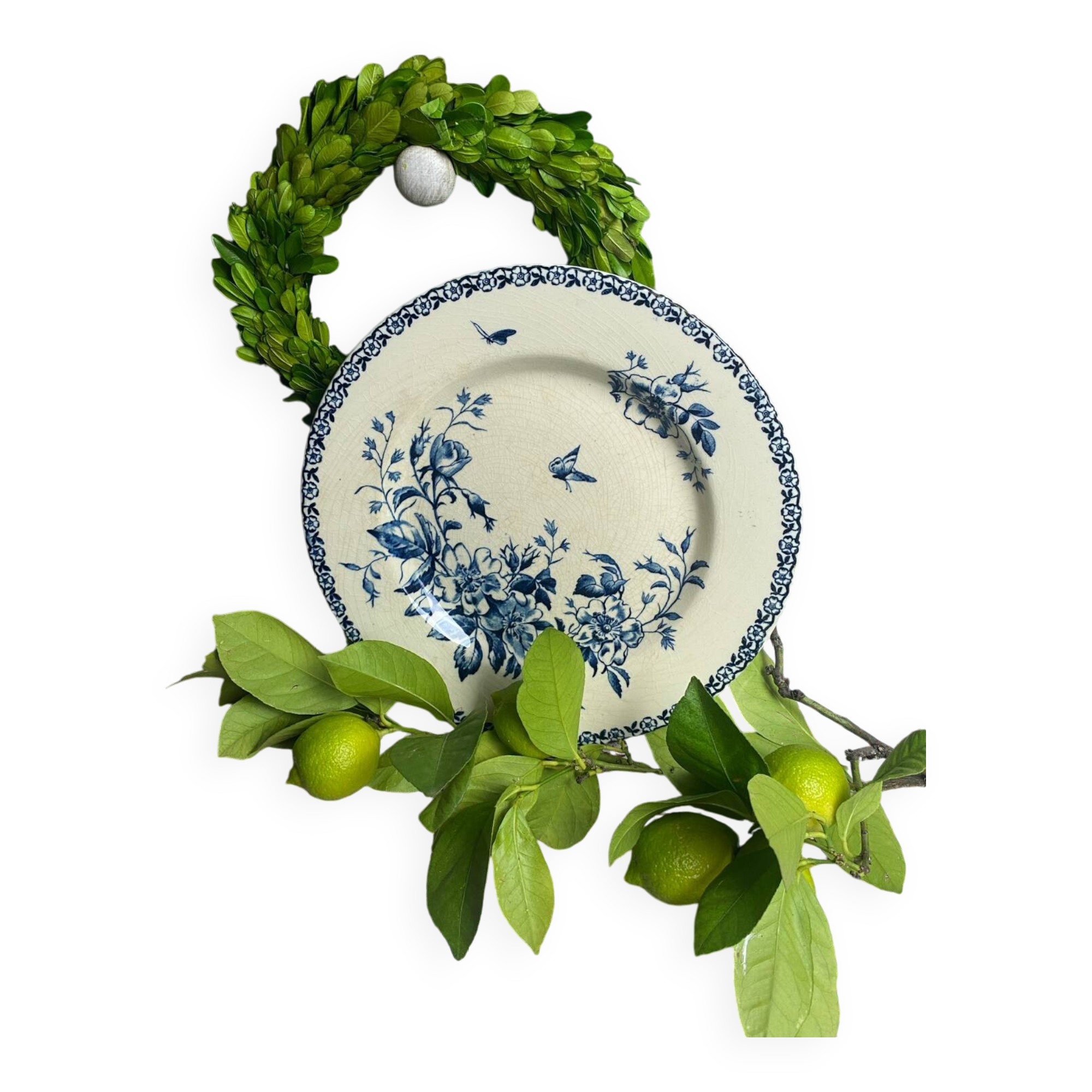 Plate on pedestal stamped Gien, Mai model