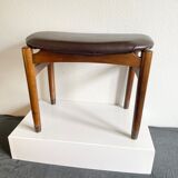 Stool in wood & leather 50/60