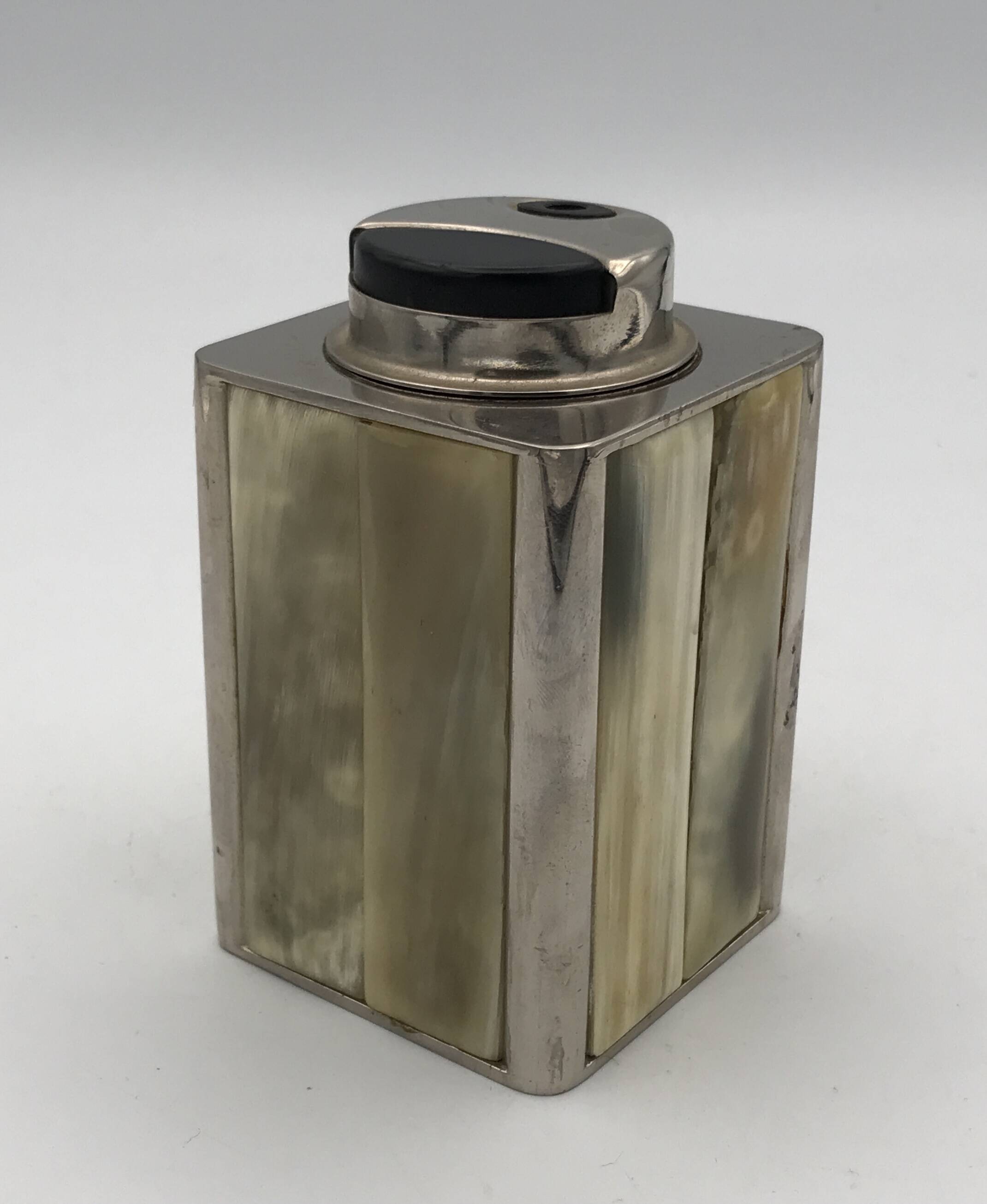 Large Vintage Collection TABLE LIGHTER in chrome-plated metal and horn