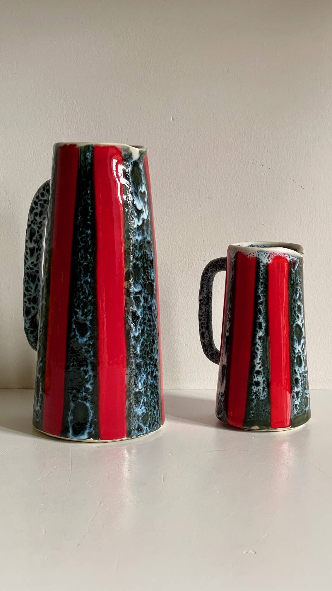 2 pichets, vases vintage en céramique d’art Luc Vallauris