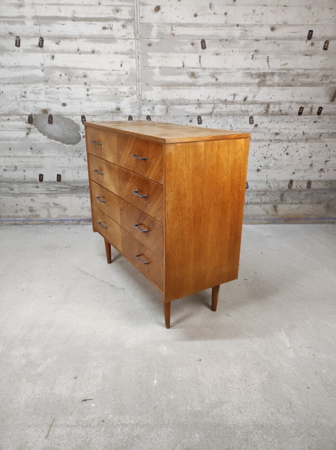 Vintage chest of drawers