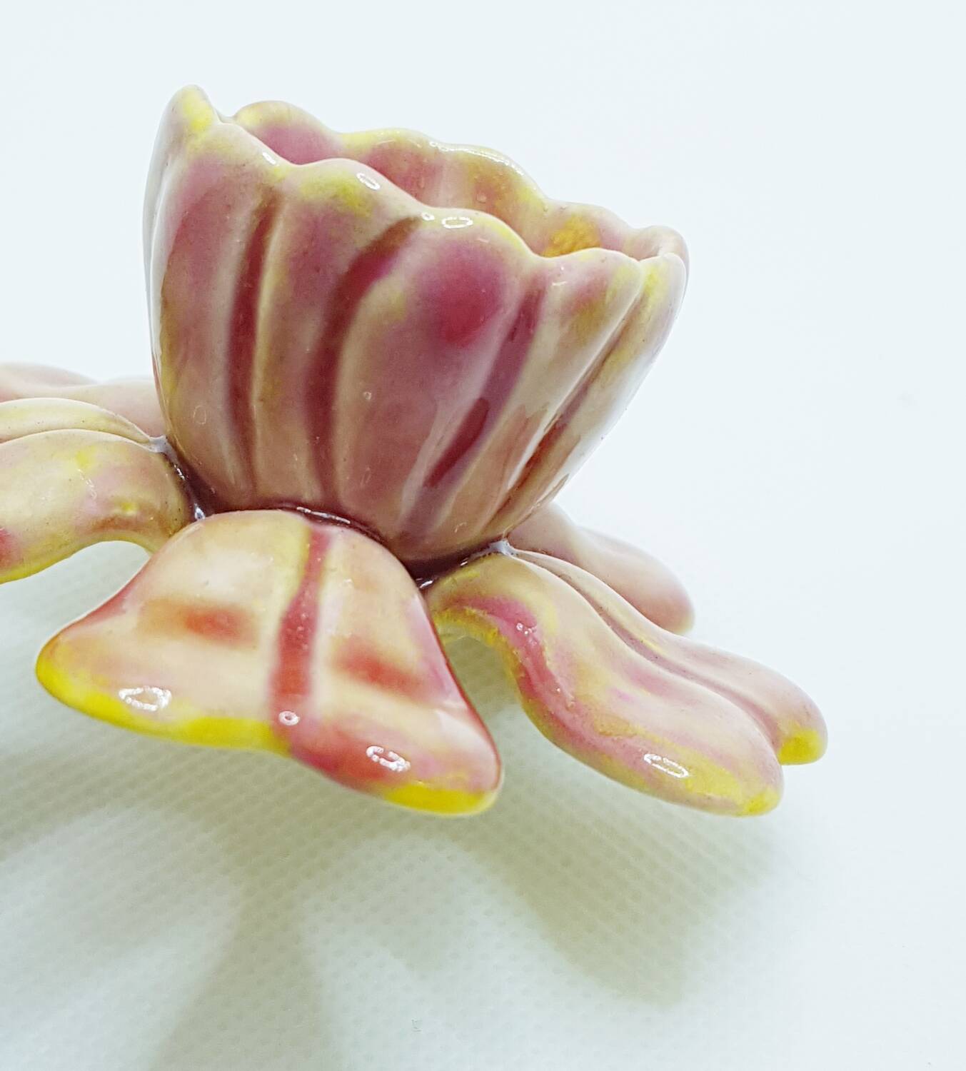 Salières fleurs en métal émaillé