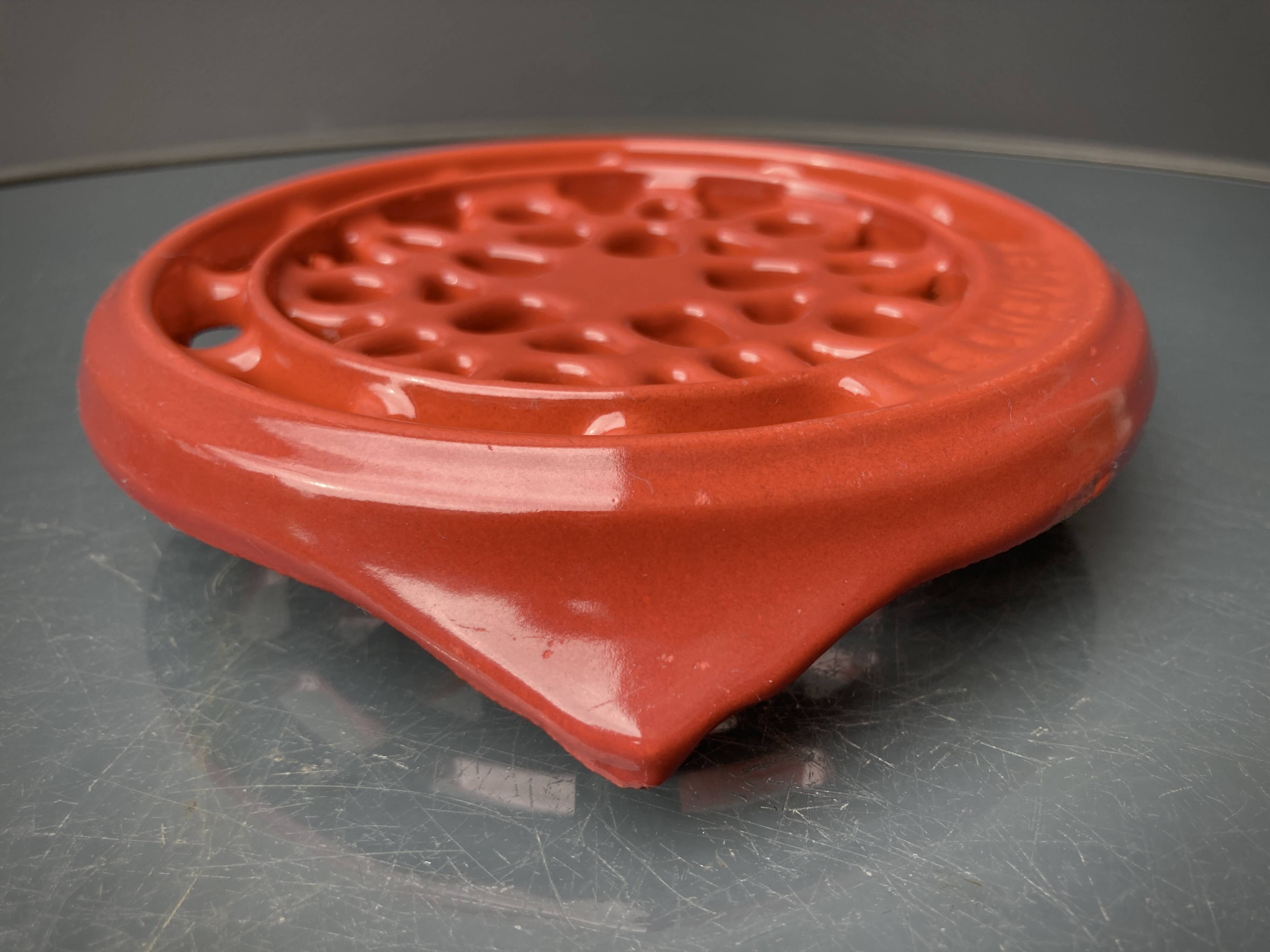 Bottle rest Le Creuset France