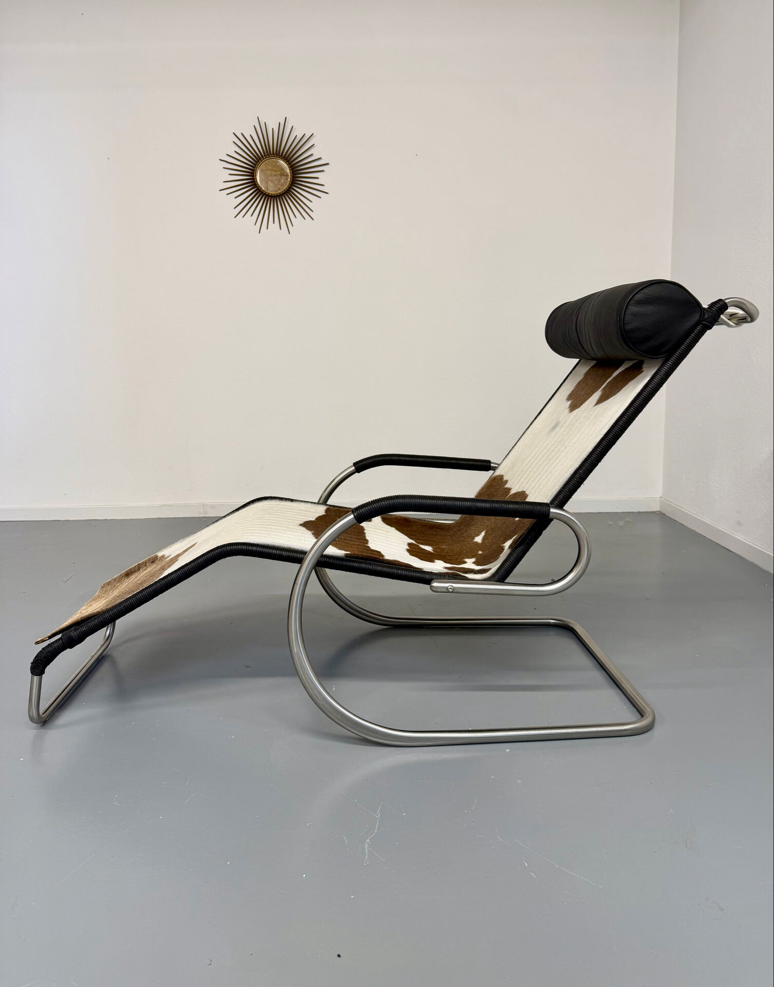 Fauteuil Lounge design Tecta par Mies Van Der Rohe réglable vintage