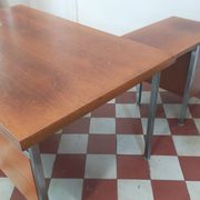 Bureau à caisson amovible dans le goût de Florence Knoll