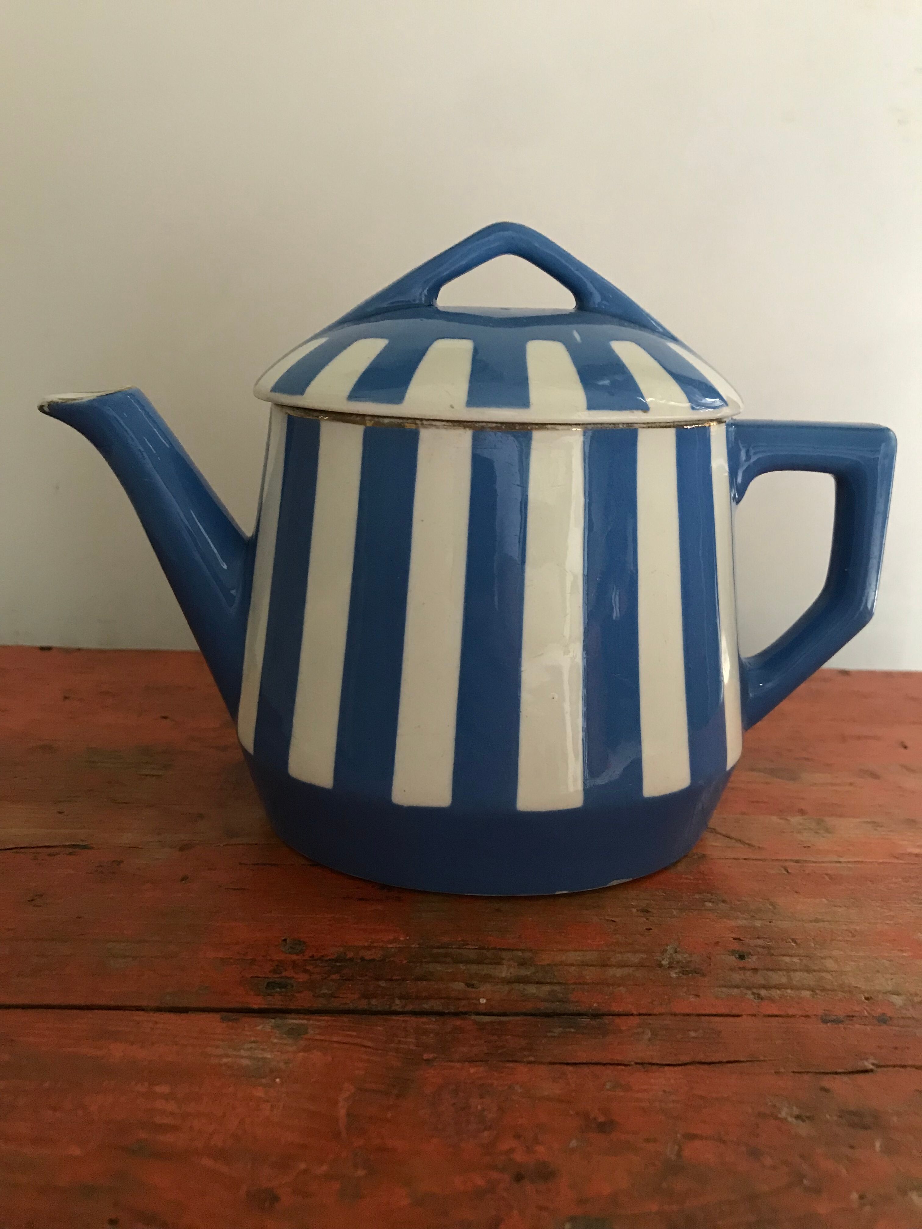 Fox-Trott teapot, Sarreguemines.