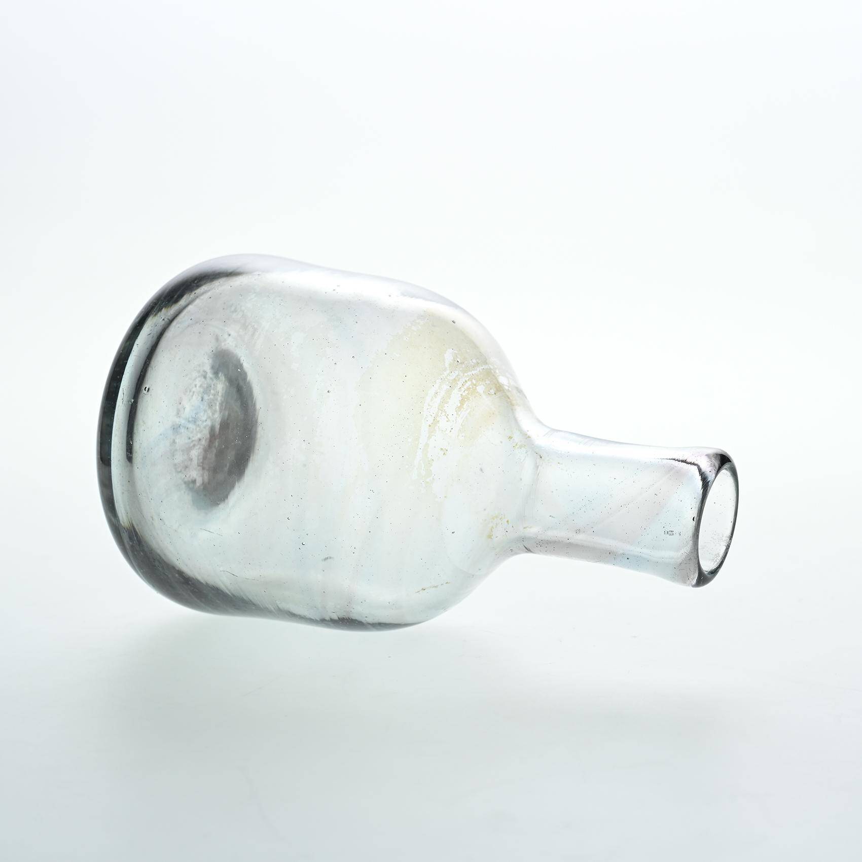 Blown glass bottle by Claude Morin, Dieulefit circa 1975