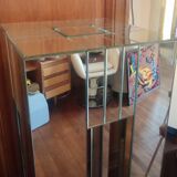 Pedestal column all glass