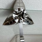 Silver-plated metal flower candle holder
