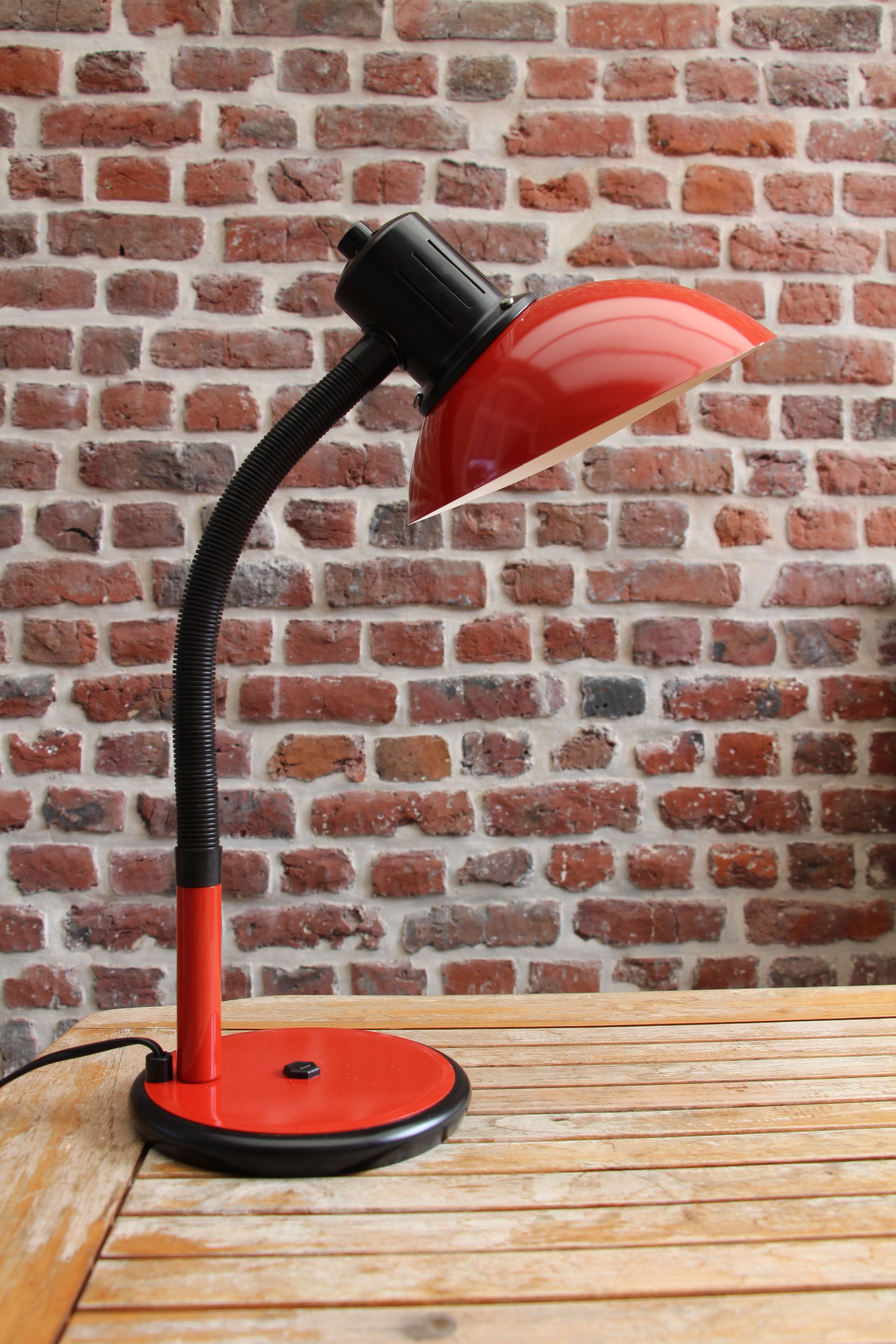 Aluminor desk lamp red 80's