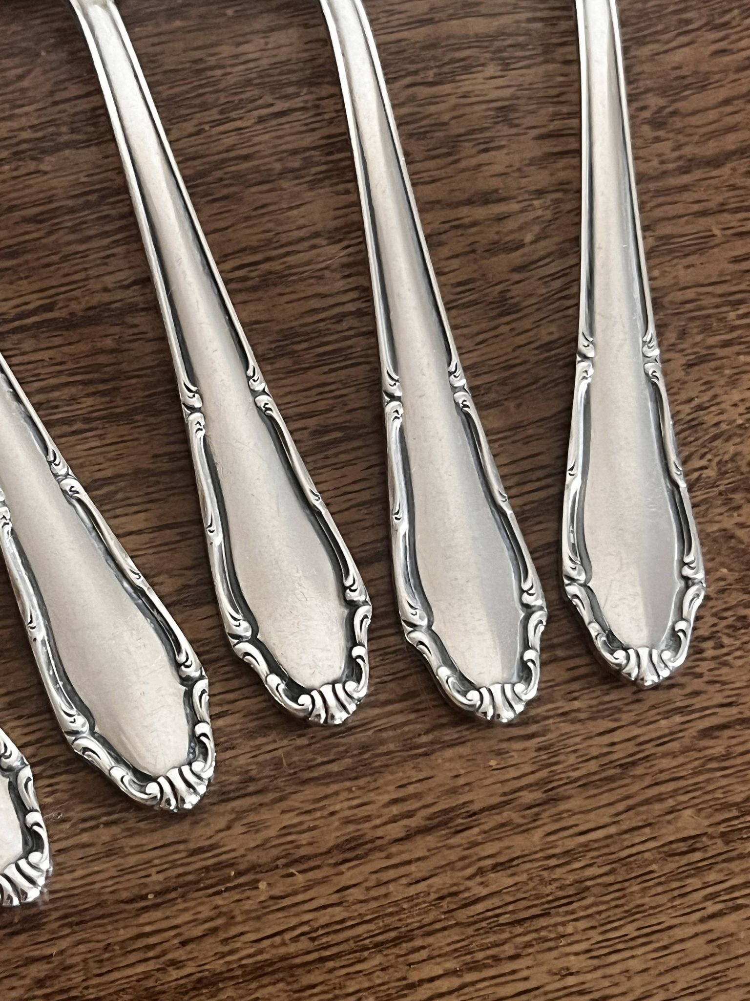 Small silver-plated metal spoons