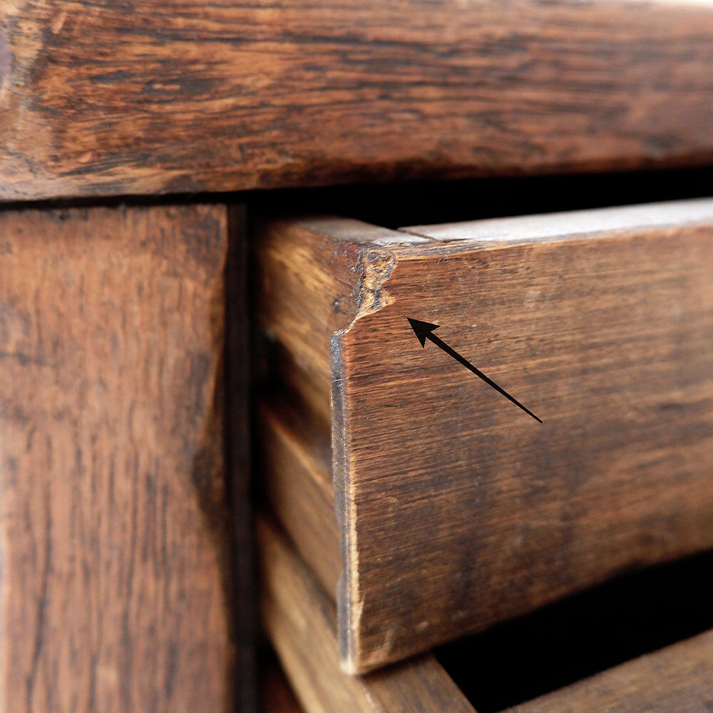 Tables de chevet ou table d'appoint rustiques en bois massif de style mid-century
