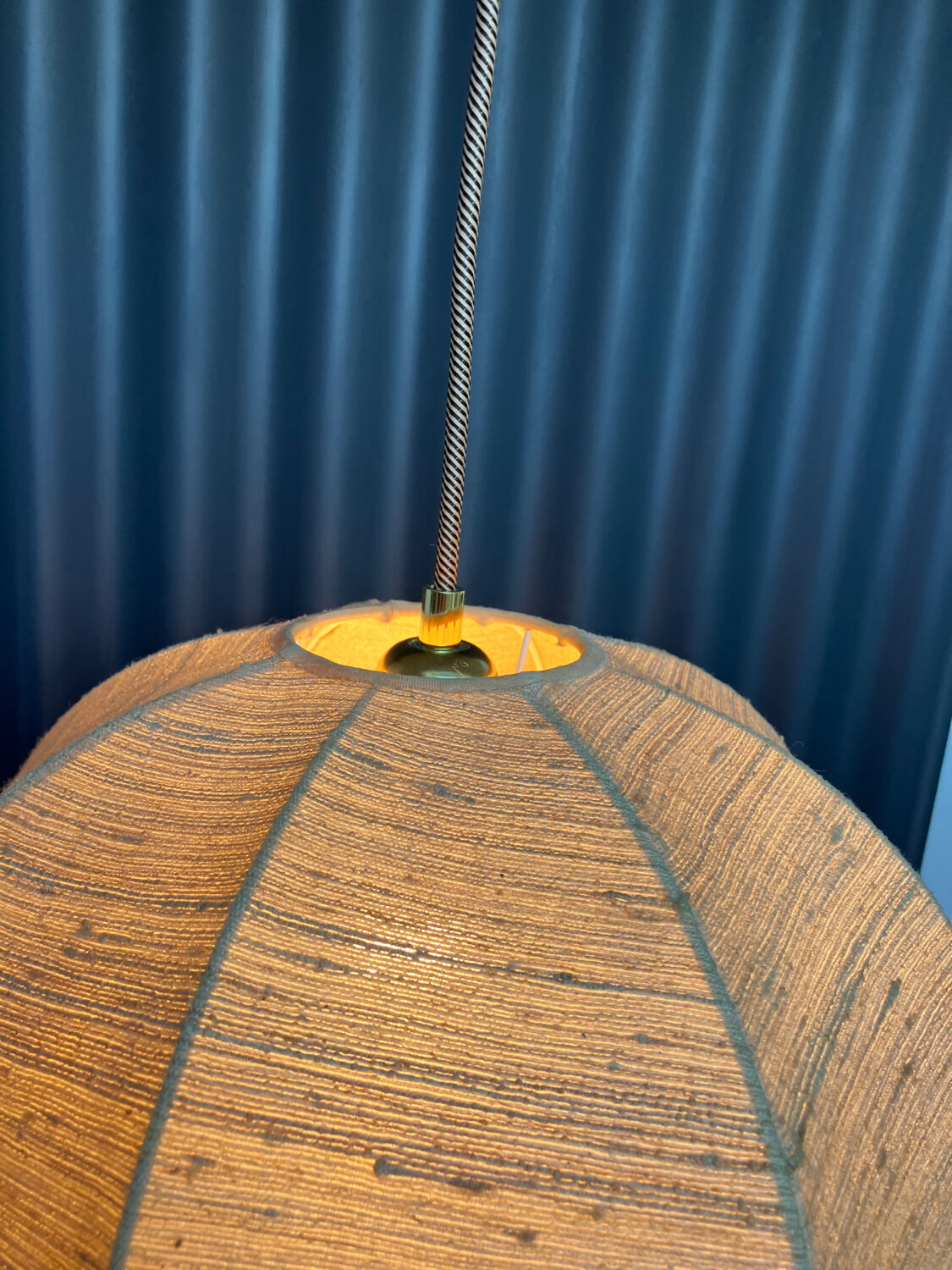 Vintage flower pendant light