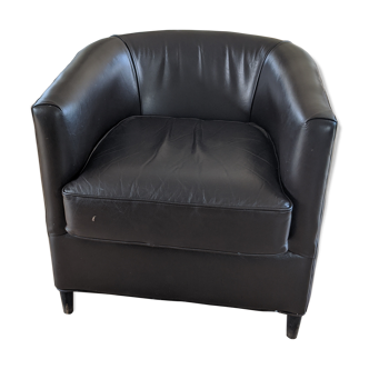 Leather club chair