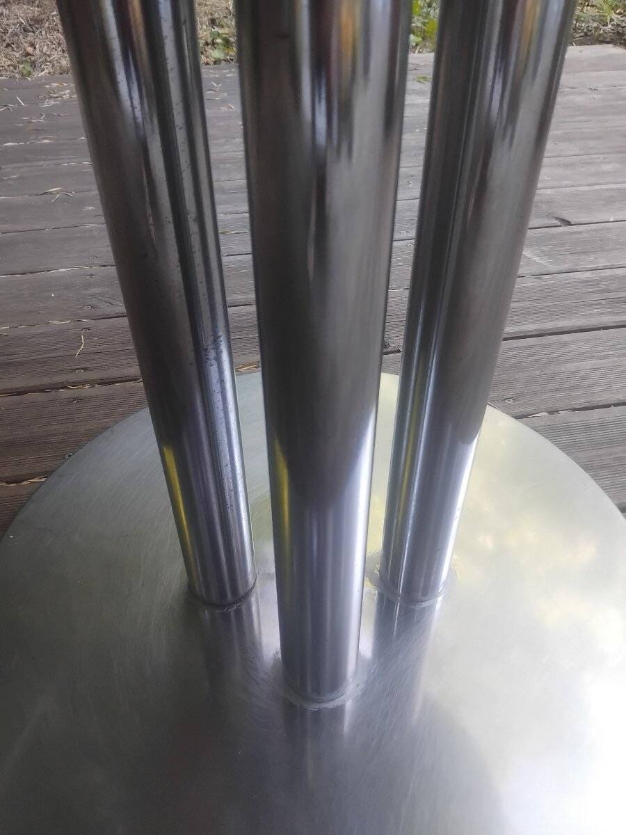 Table italienne - Acier et verre fumé - v. 1970