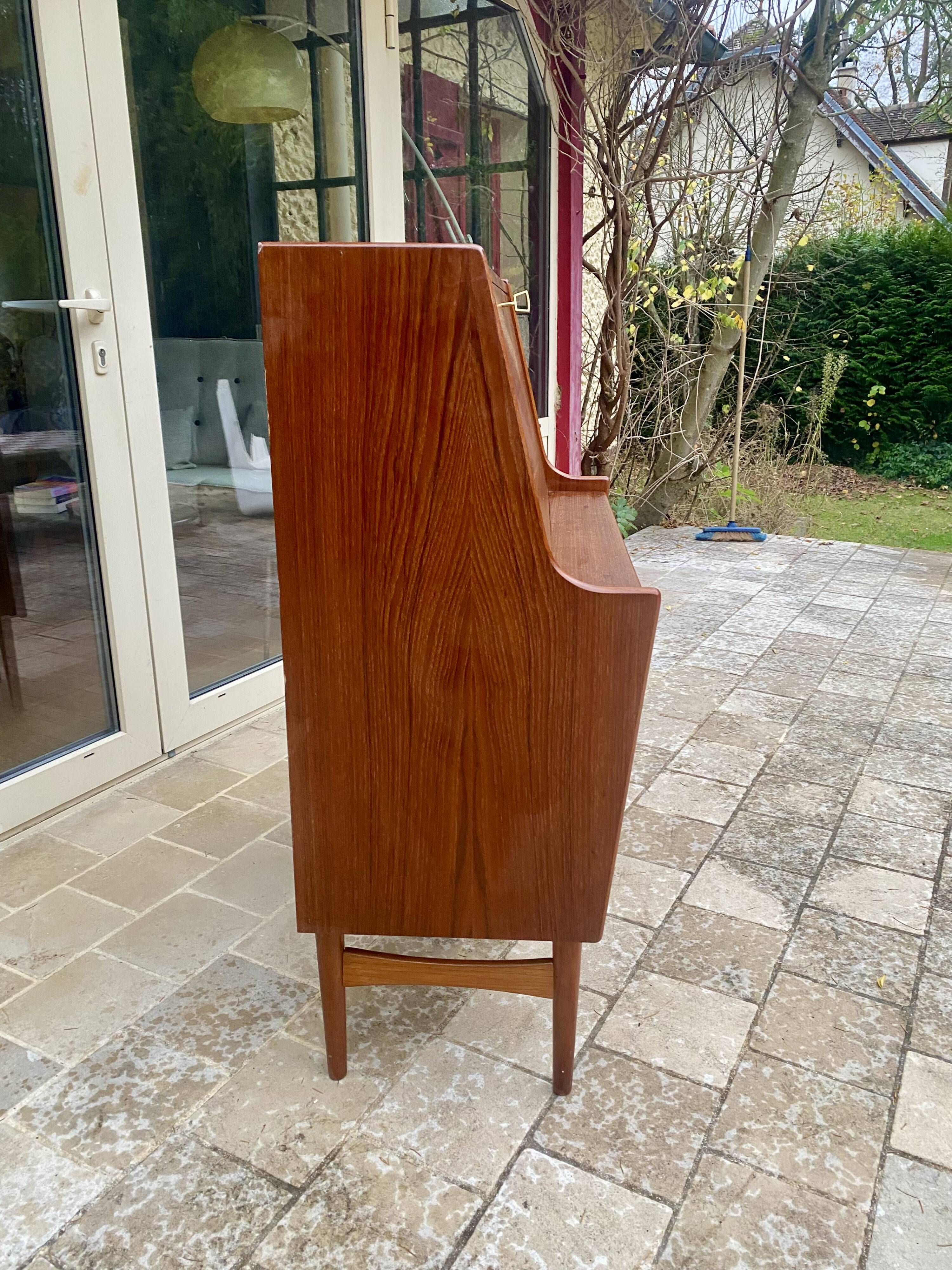 Danish secretary/desk model 37 by Arne Wahl Iversen for Vinde Møbe