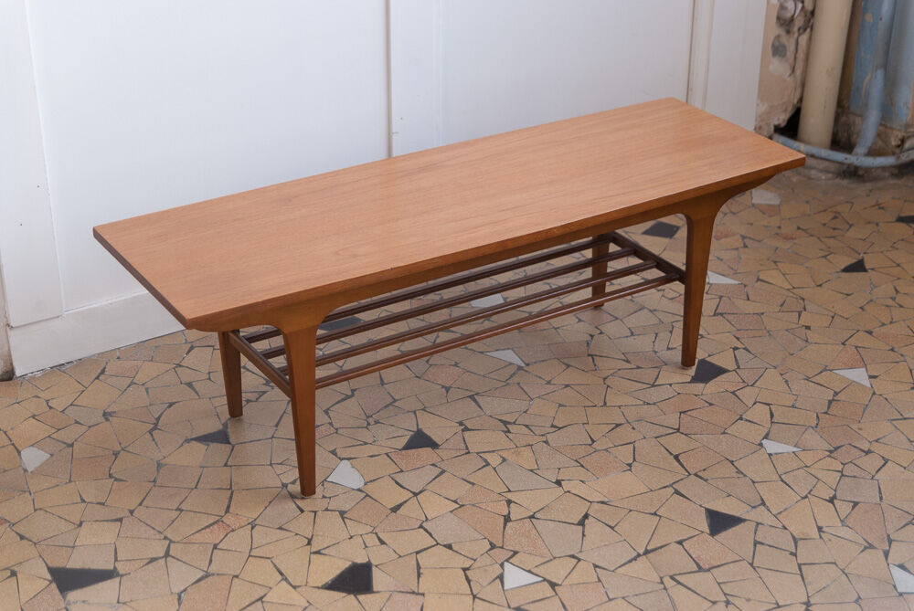 Scandinavian coffee table 122cm