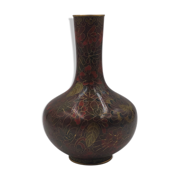 Asian vase XXth, Japan, copper and cloisonné enamels, decoration flowers red and gold.