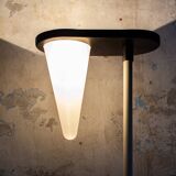 Lampada da terra alogena cono di vetro e metallo laccato Italia  Anni '70