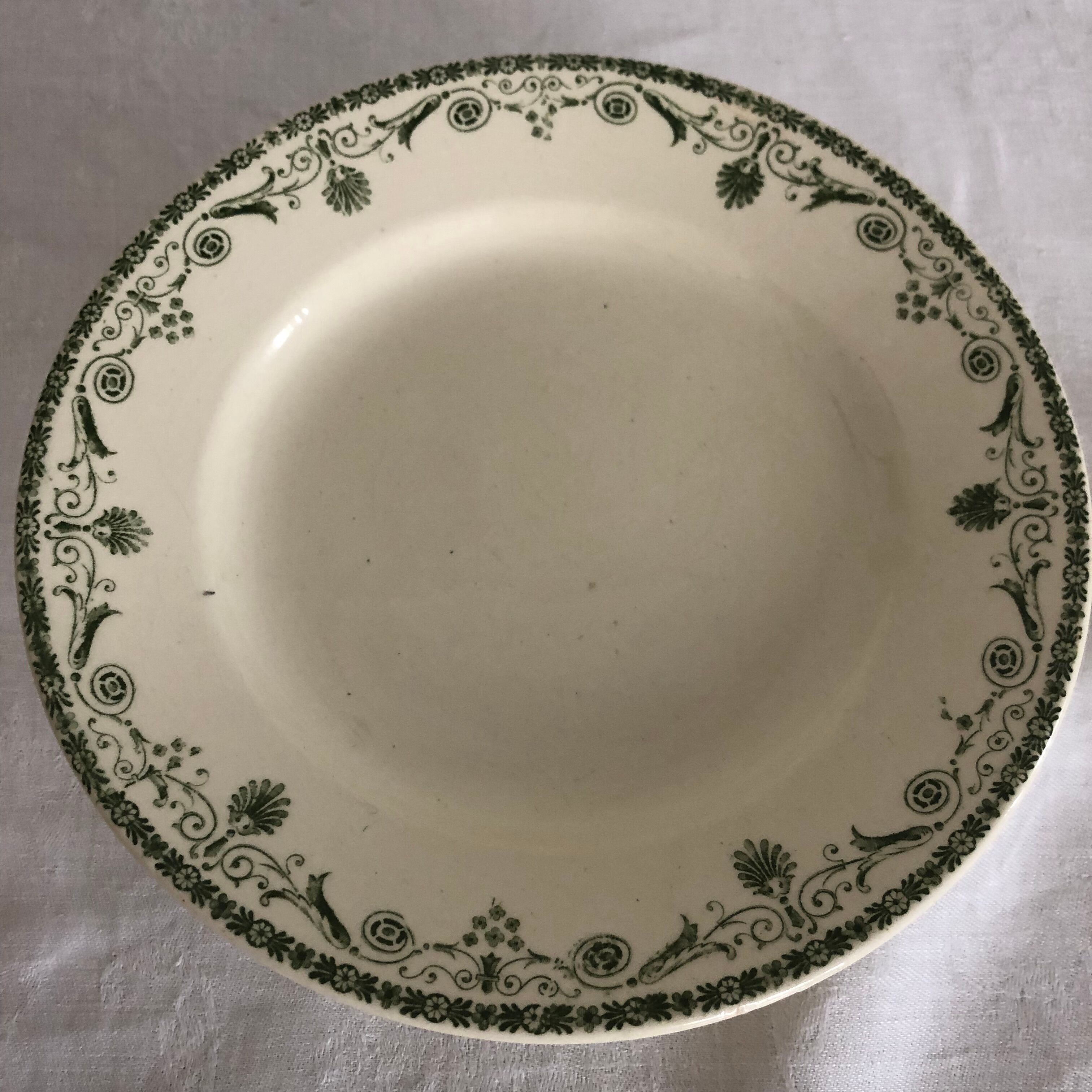 Dish on piedouche earthenware, vintage BHV crockery