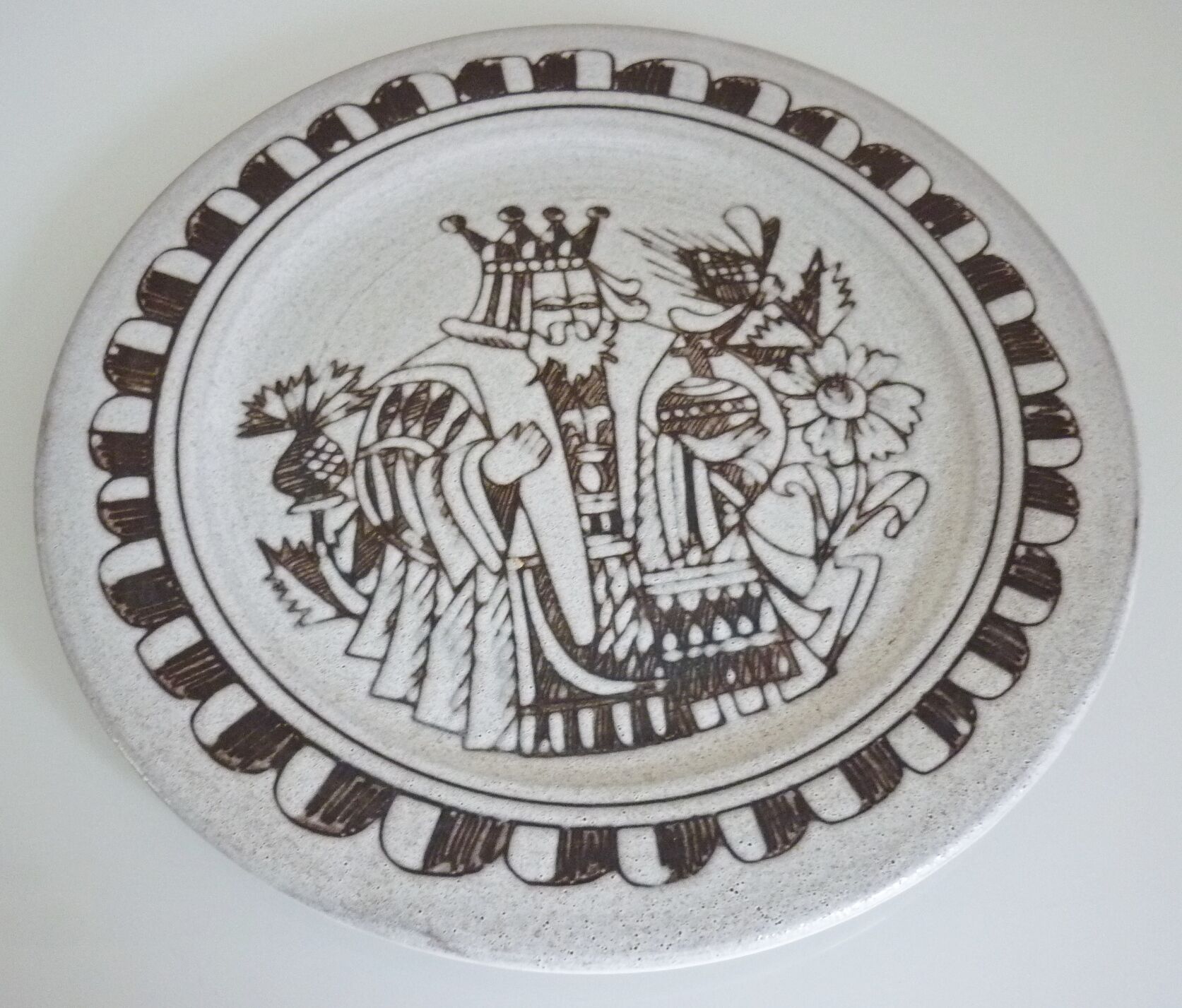 Assiette céramique d'art émaillée, signé La Tournerie, années 60/70