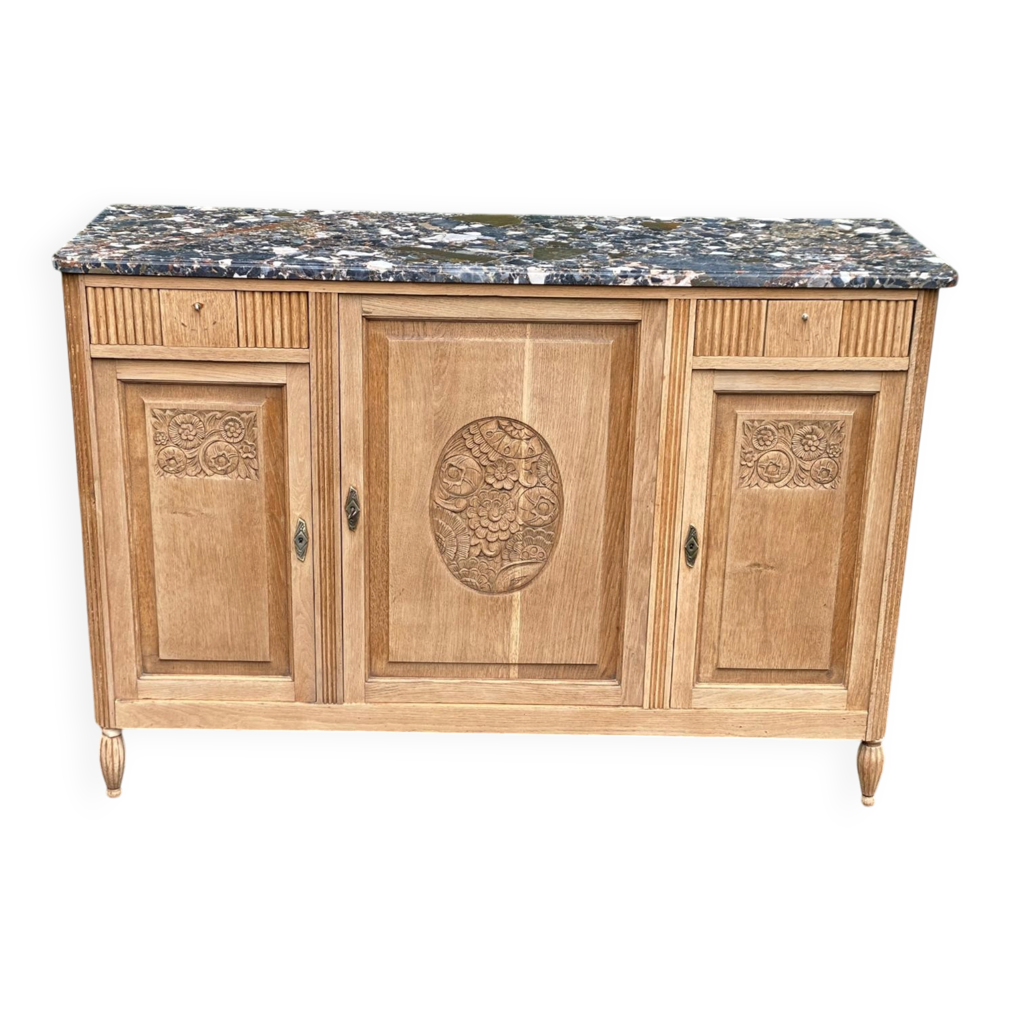 Art Deco buffet renovated in solid oak and breccia marble from the 1930s.