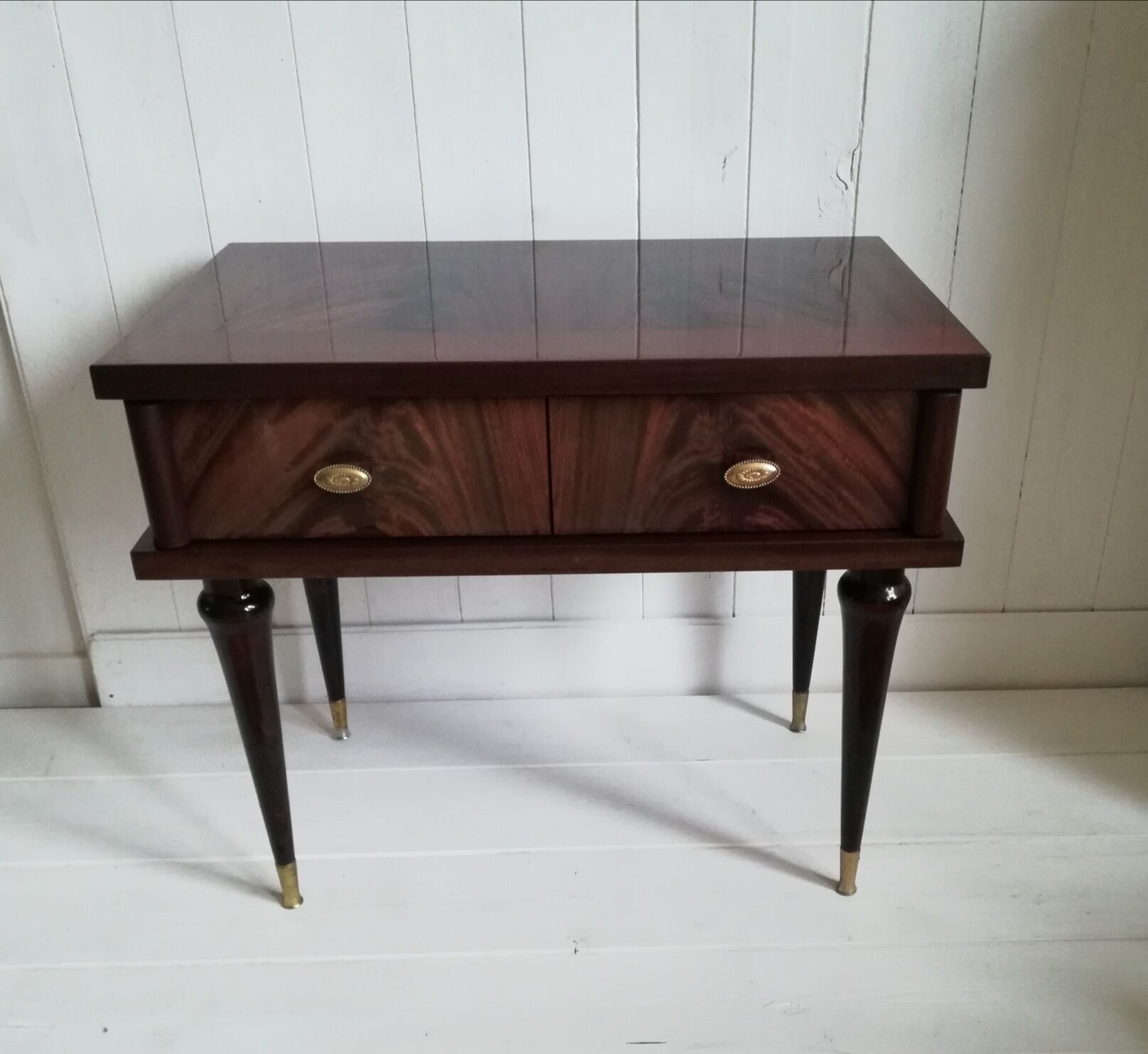 Console / Antique bedside table