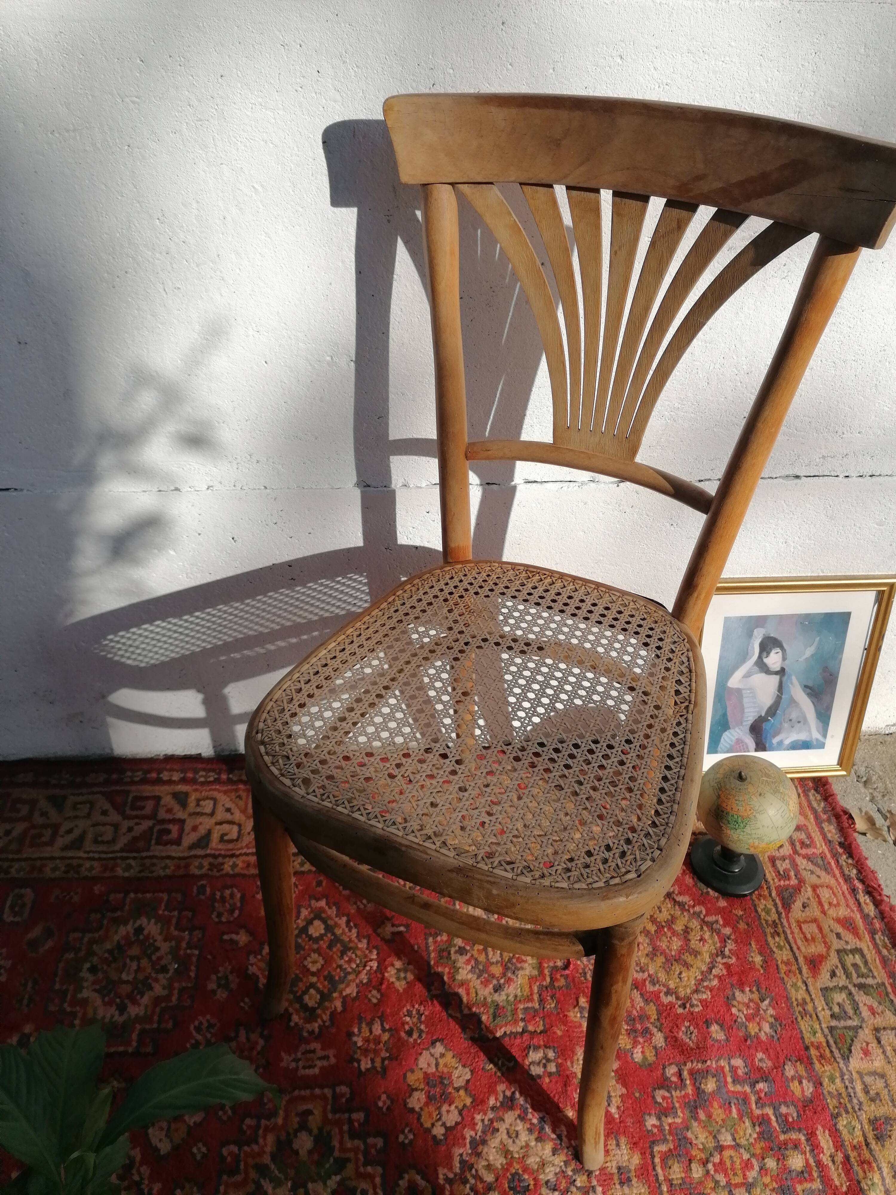 Chaise Baumann cannée