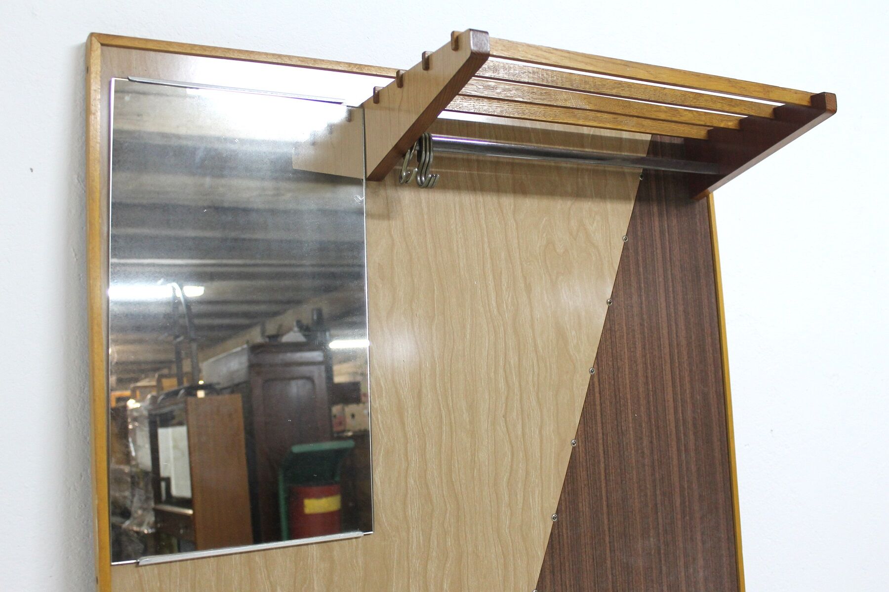 Vestiaire d'entrée par Drevokov, Tchécoslovaquie, 1960