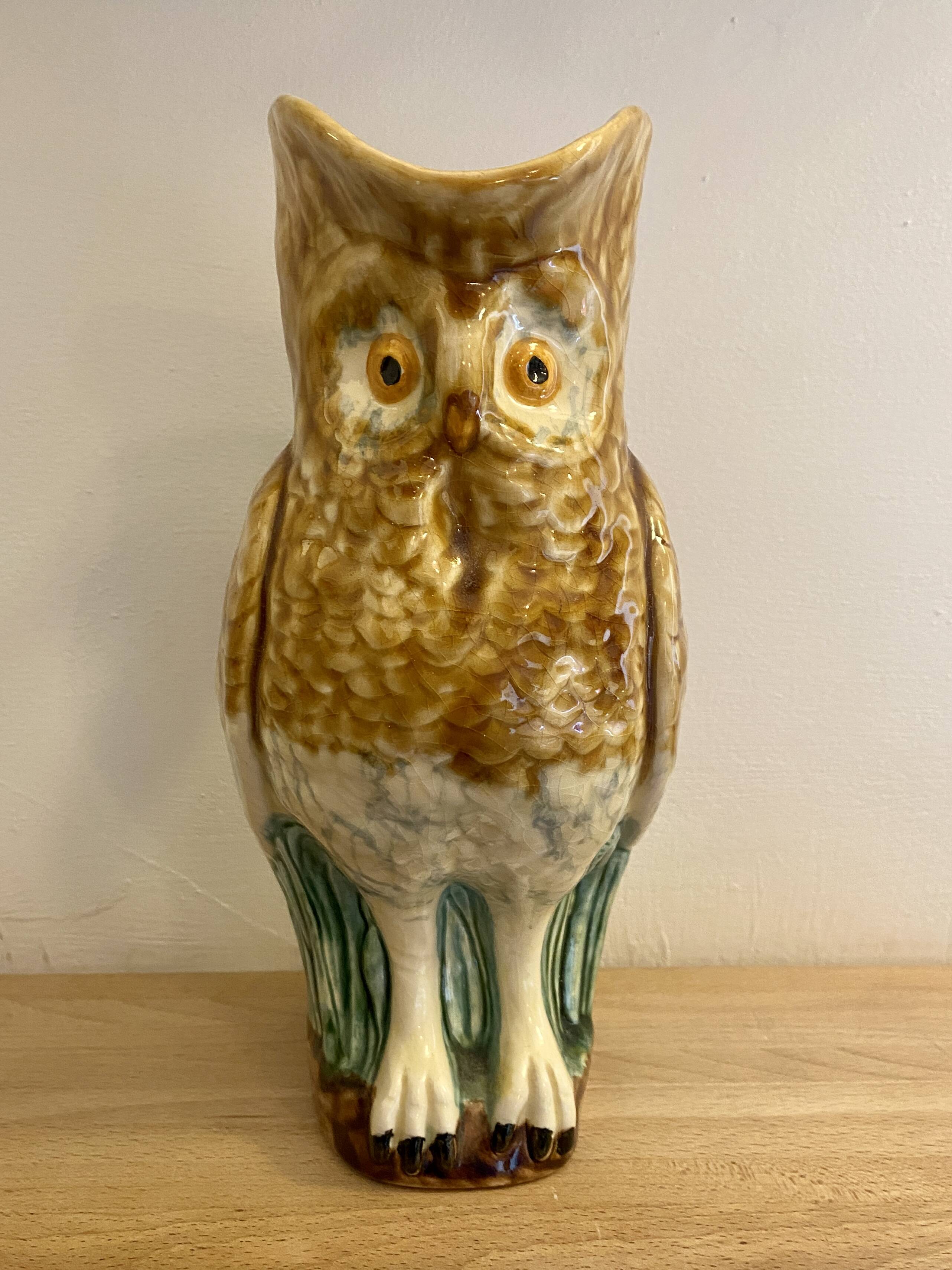 Pichet - carafe vintage en barbotine en forme de hiboux