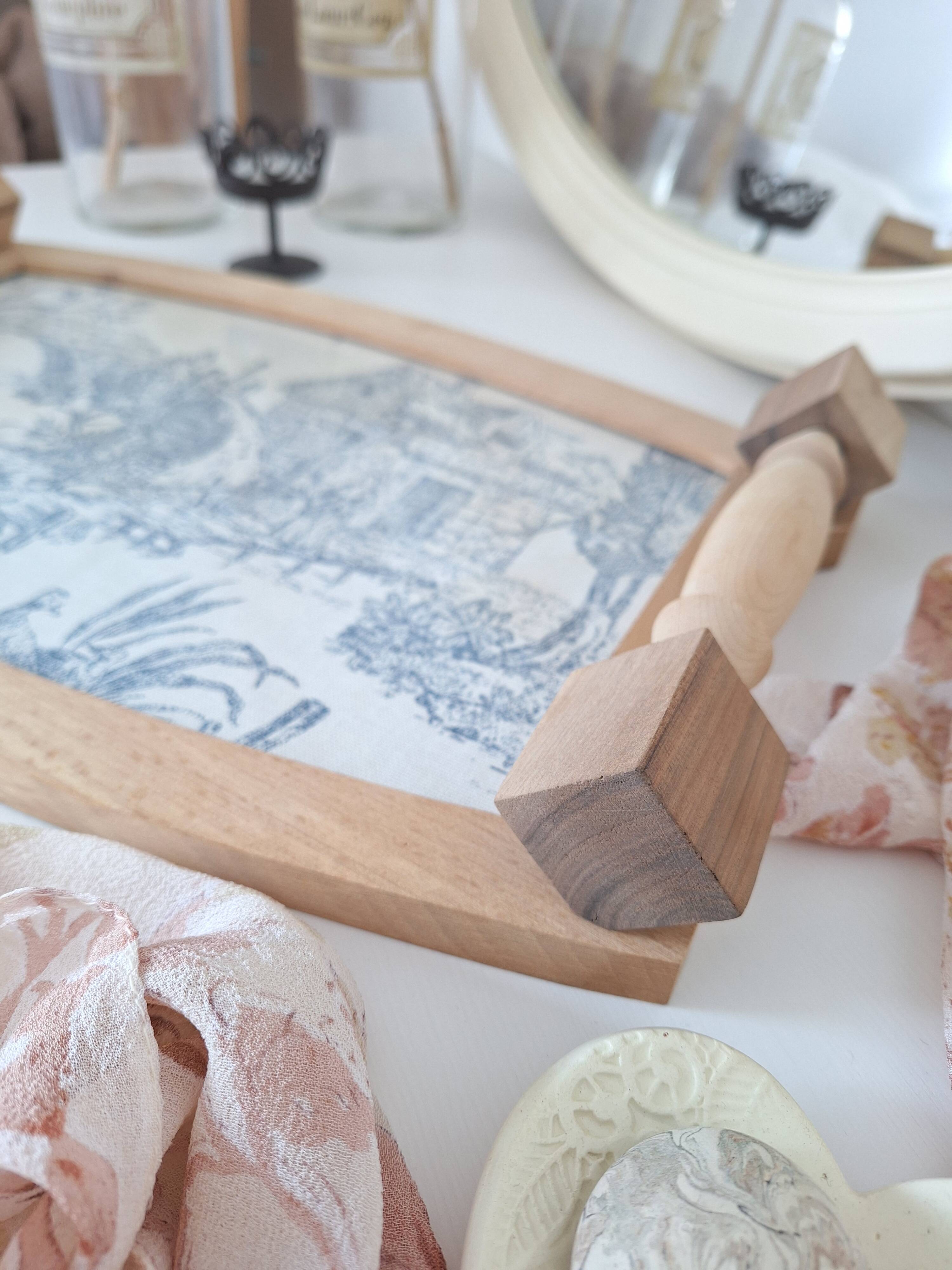 Wooden tray and blue toile de Jouy