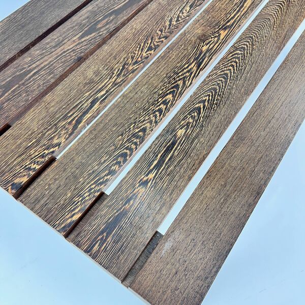 Table basse en wengé hollandaise du milieu du siècle, années 1960