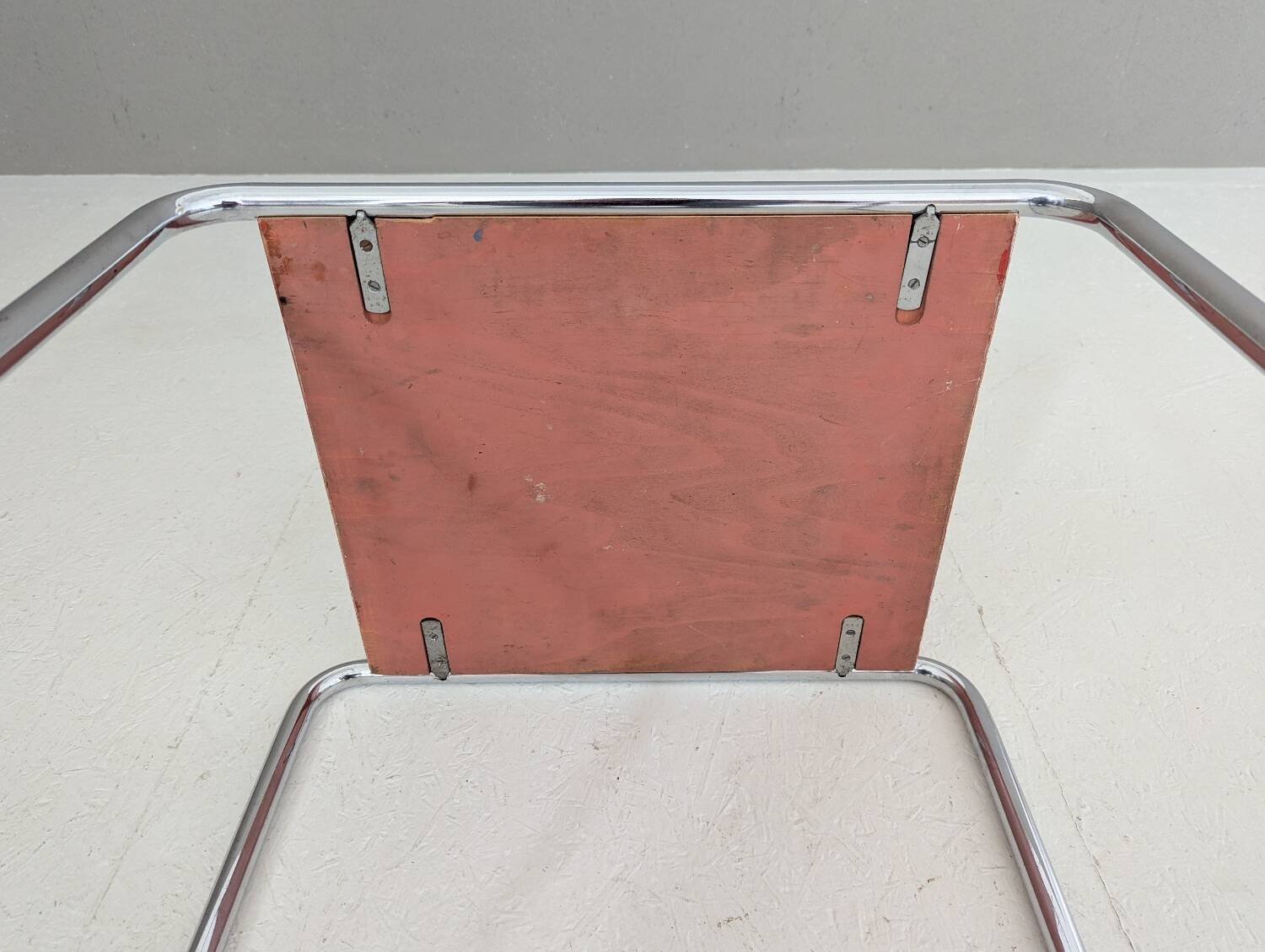 Table Thonet B9/b en acier tubulaire, conçue par Marcel Breuer, années 1930