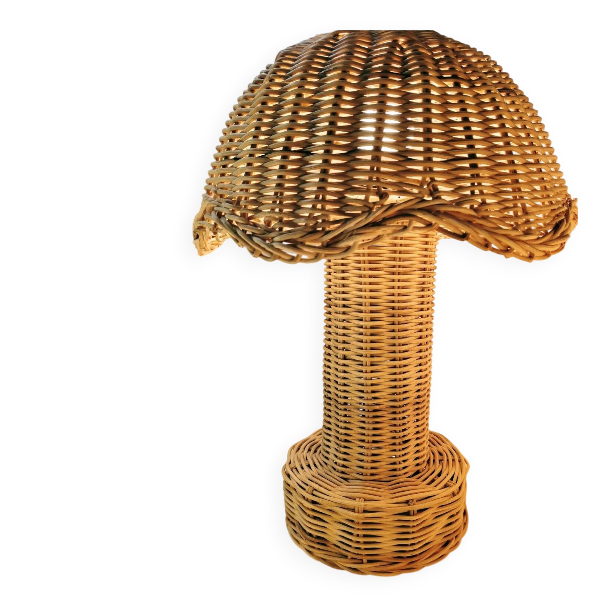 Rattan table lamp