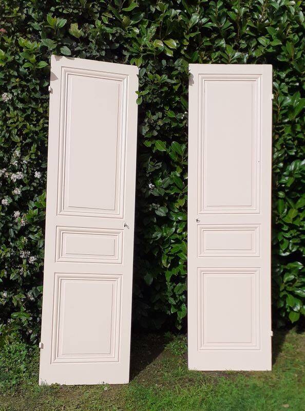 Pair of old cupboard doors h200x60cm each