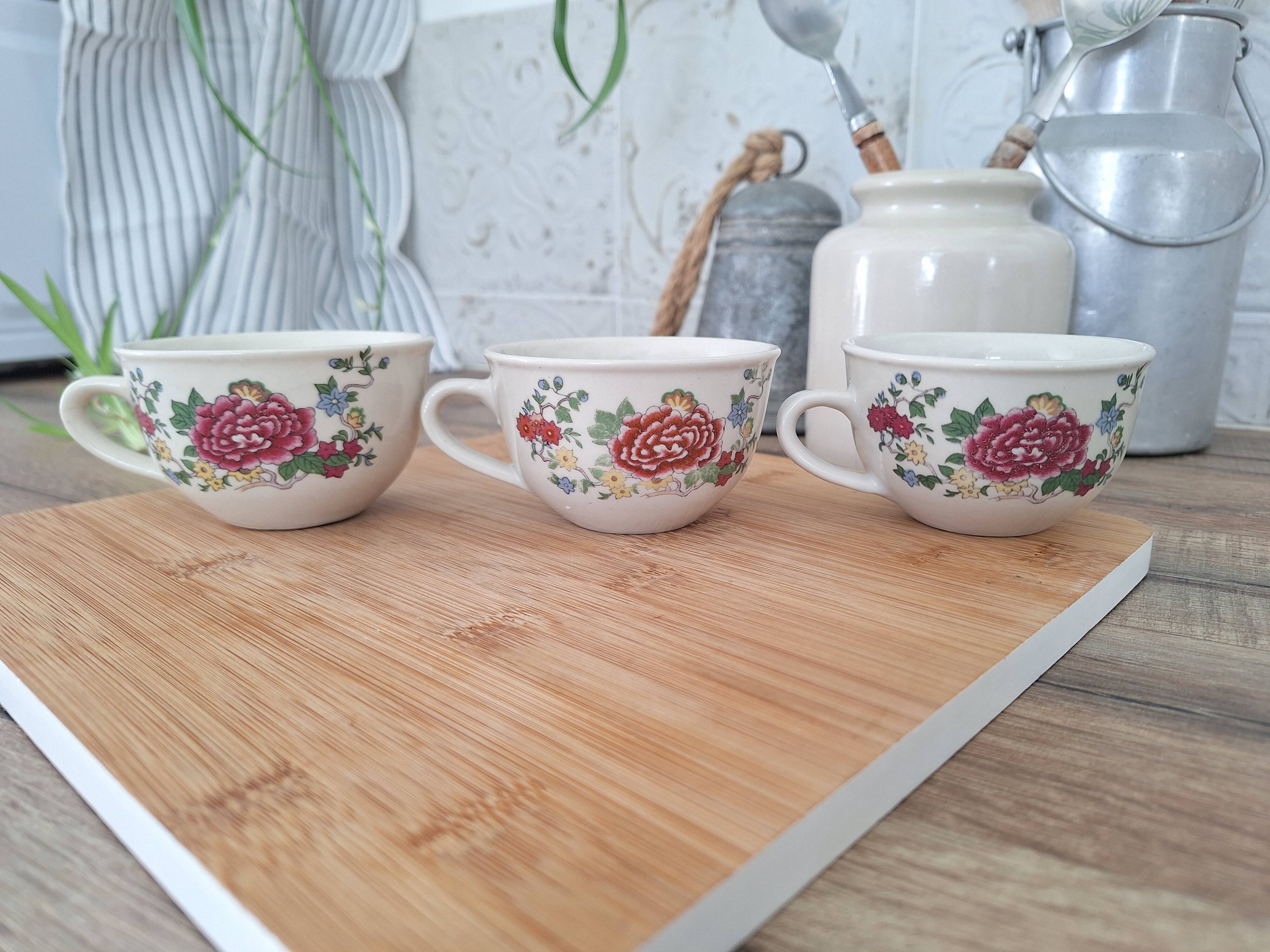 Chi Kiang Stoneware vintage flower mugs