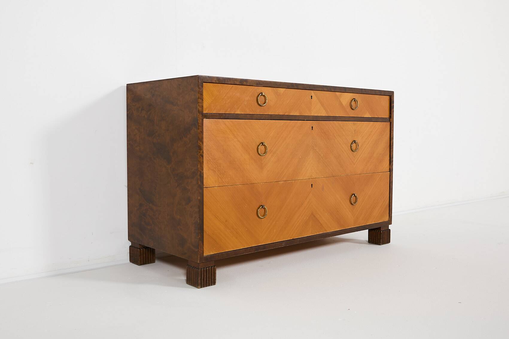 Scandinavian Modern chest of drawers from Axel Larsson for Bodafors, 1930’s