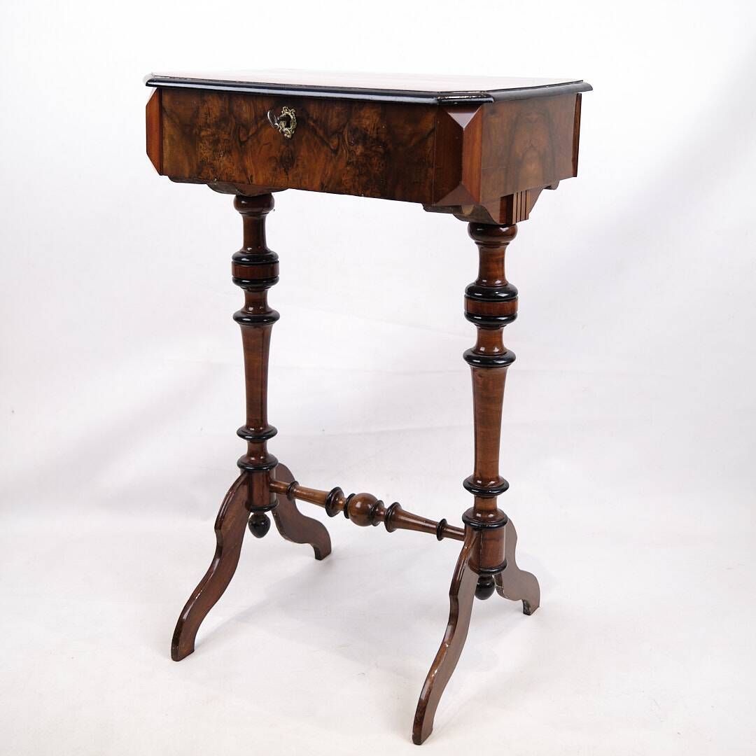 Antique sewing/side table with built-in storage - hand polished mahogany - turned legs - year 1890s