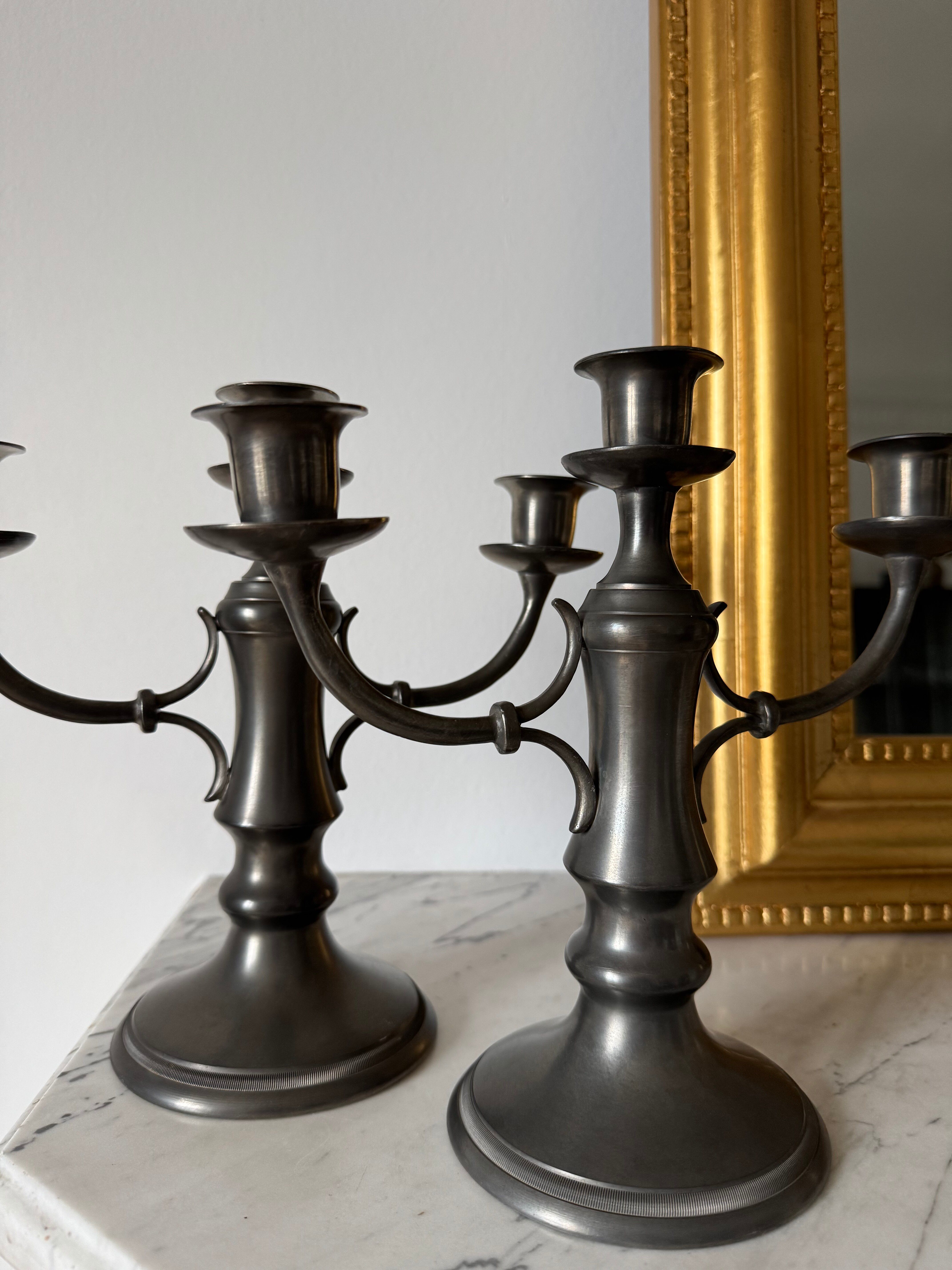 Pair of antique candlesticks in pewter 🕯️