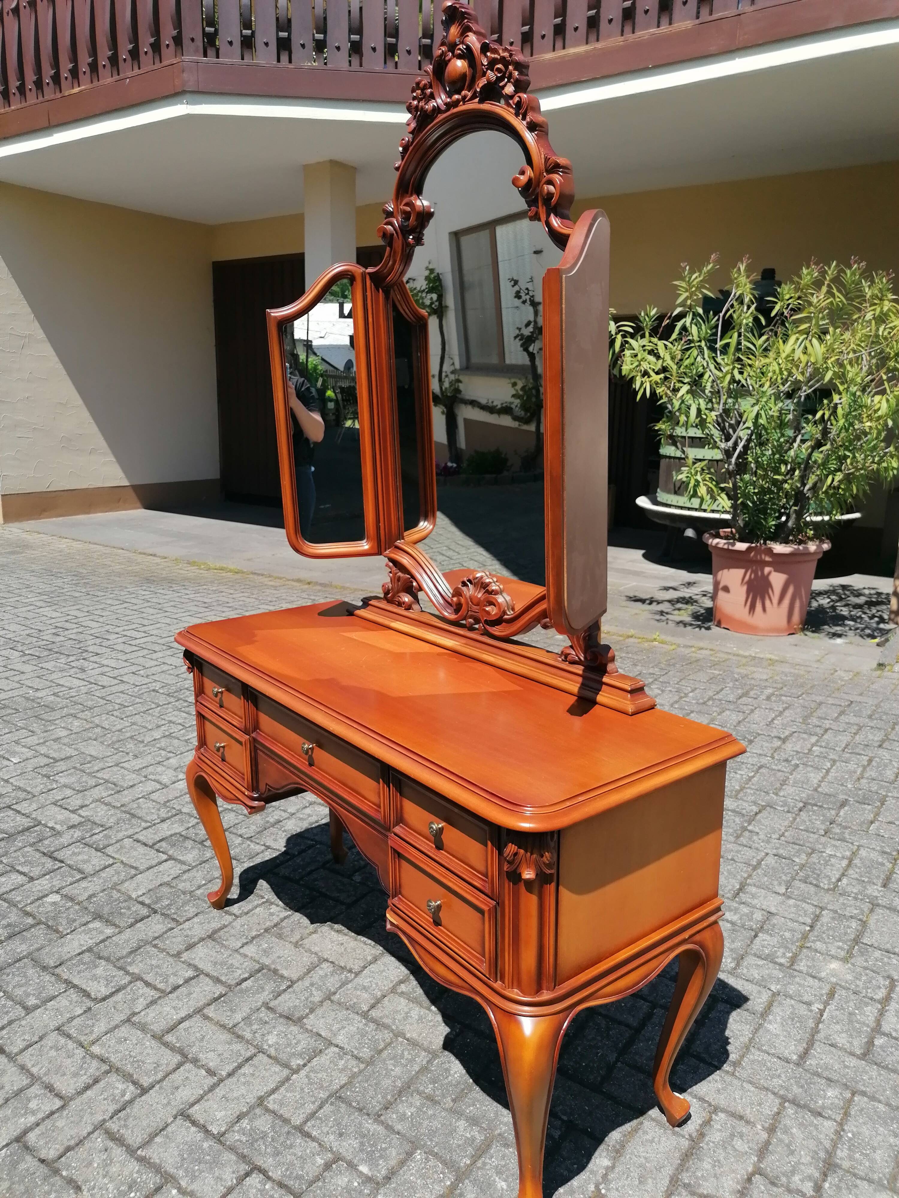 Victorian hairdresser