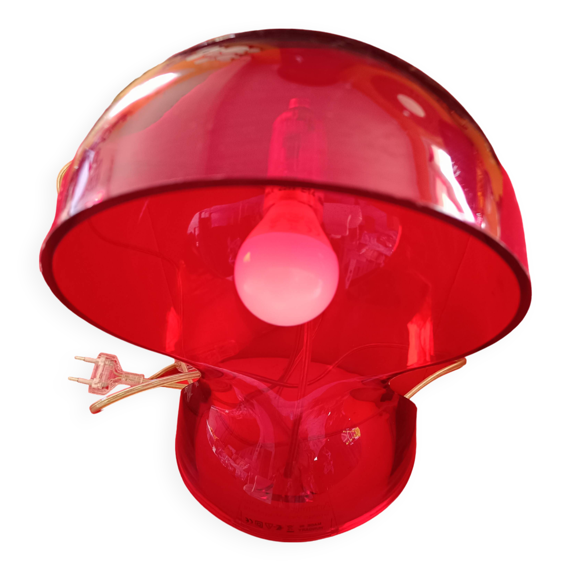 Dalu designer lamp in red transparent plastic. ¨By Vico Artemide.