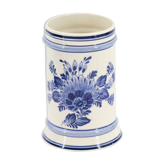 Delft ceramic pot