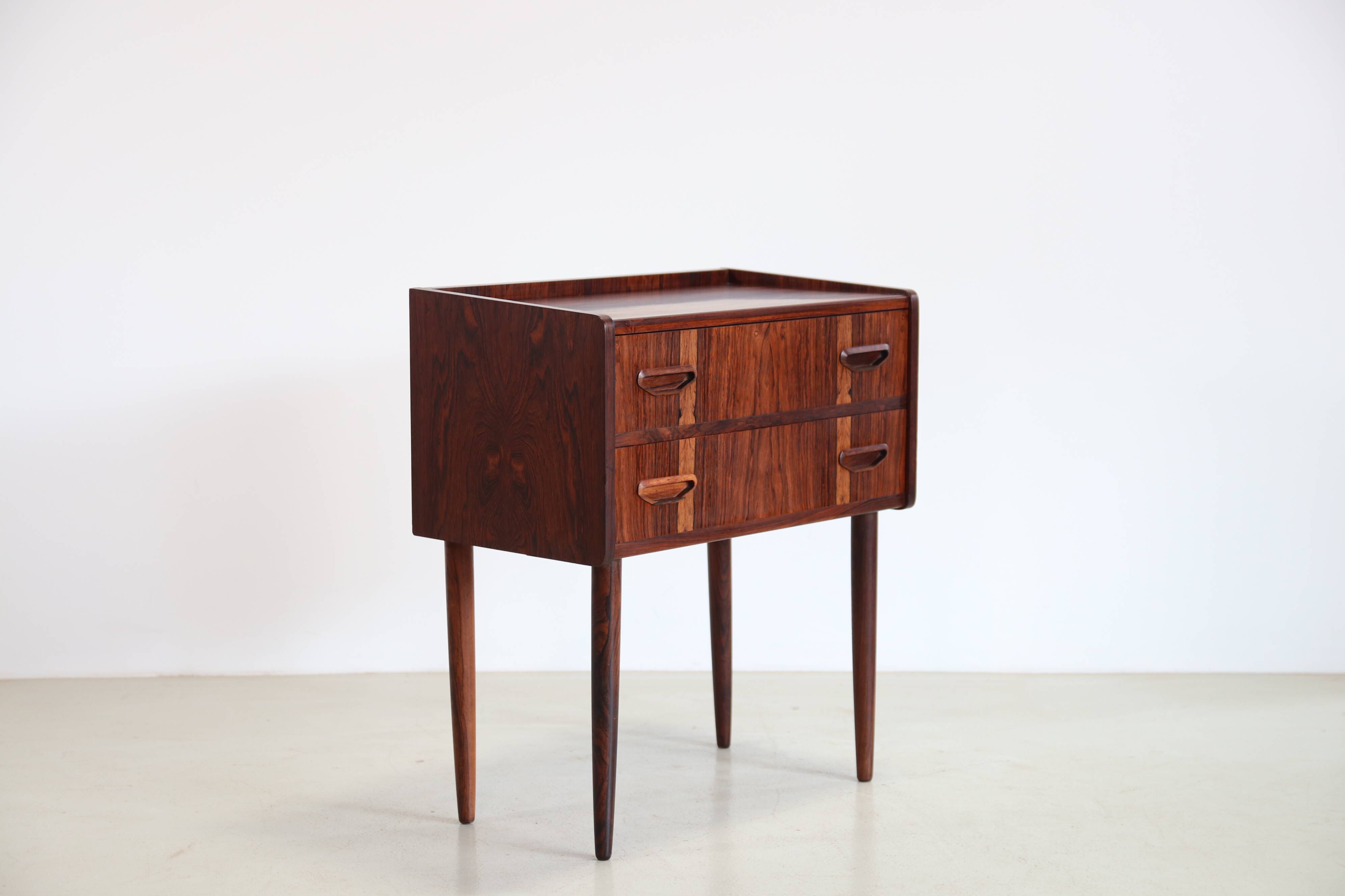 Commode en palissandre par Erik Jensen pour Westergaard Mobelfabrik