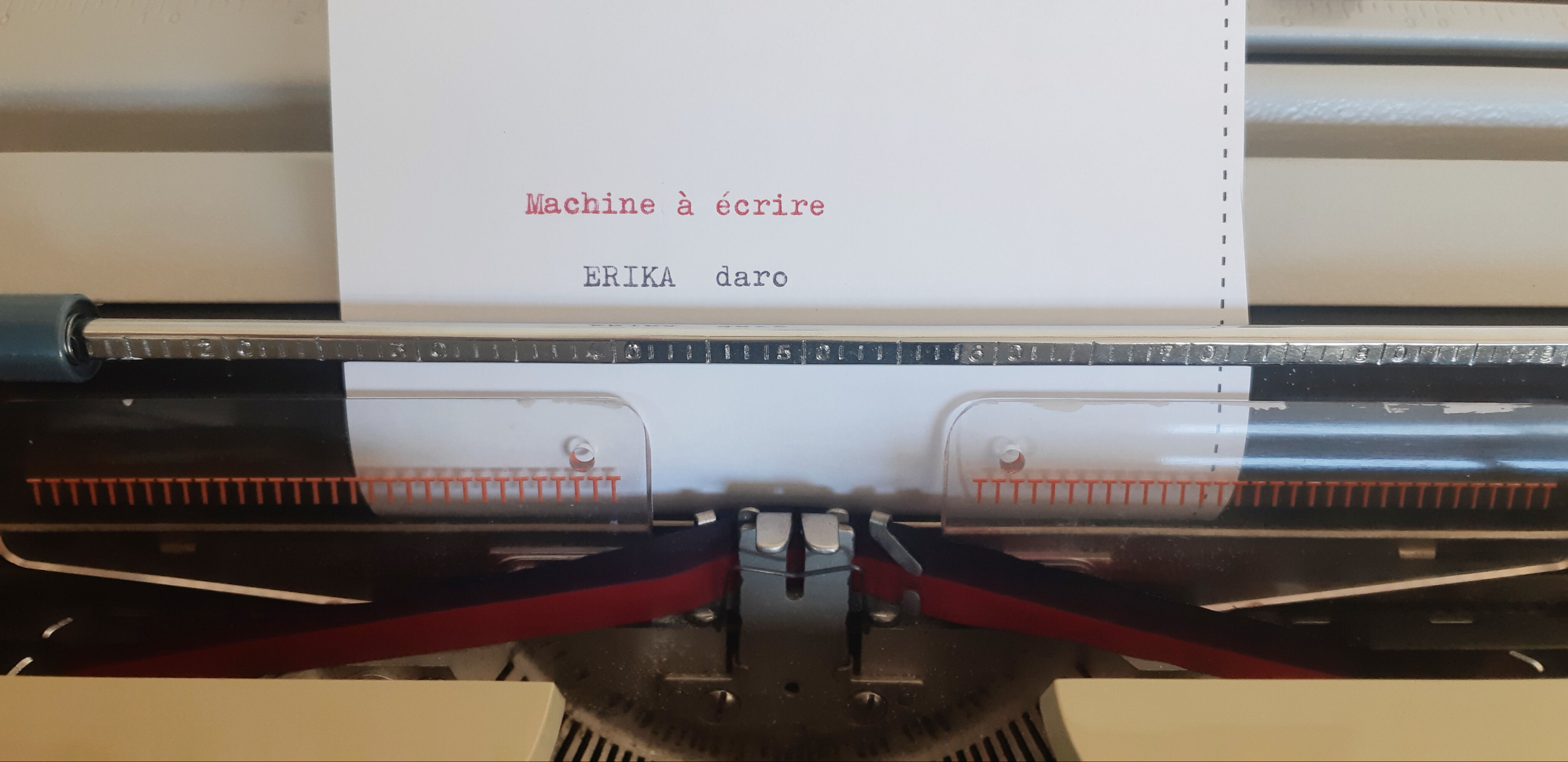 Typewriter Erika Daro , functional