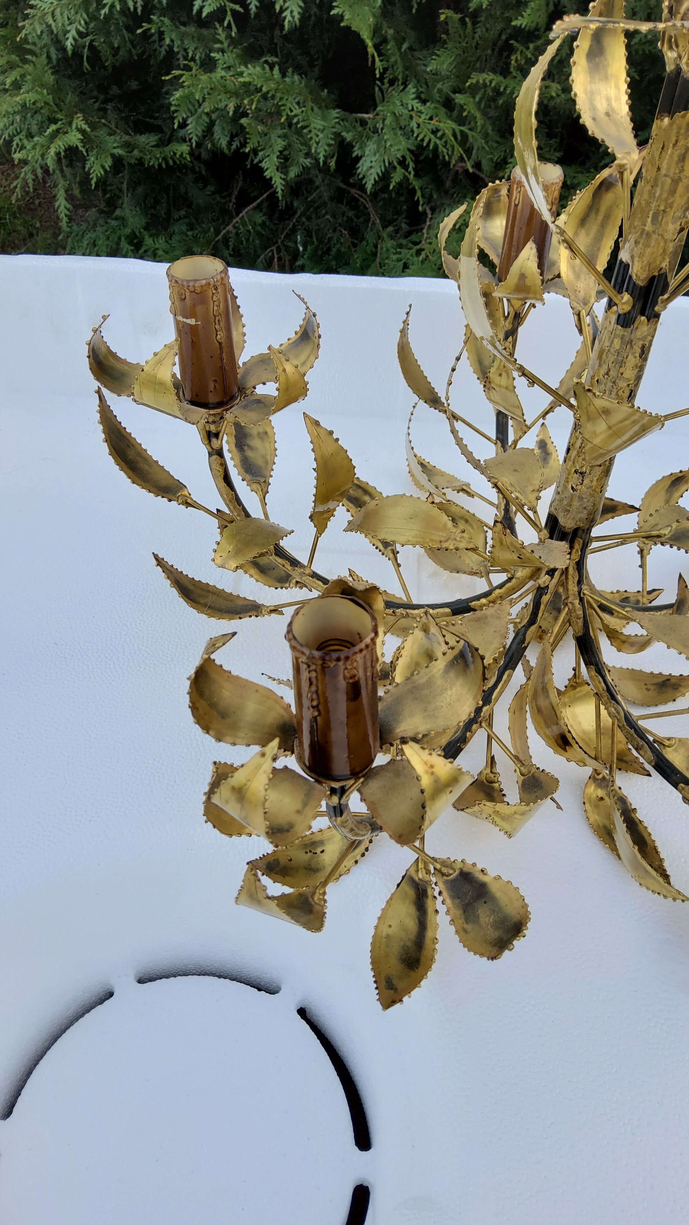 Lustre gold metal leaves from the 50s
